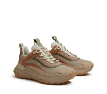 MOTION ACCESS LOW LACE UP WATERPROOF SNEAKER